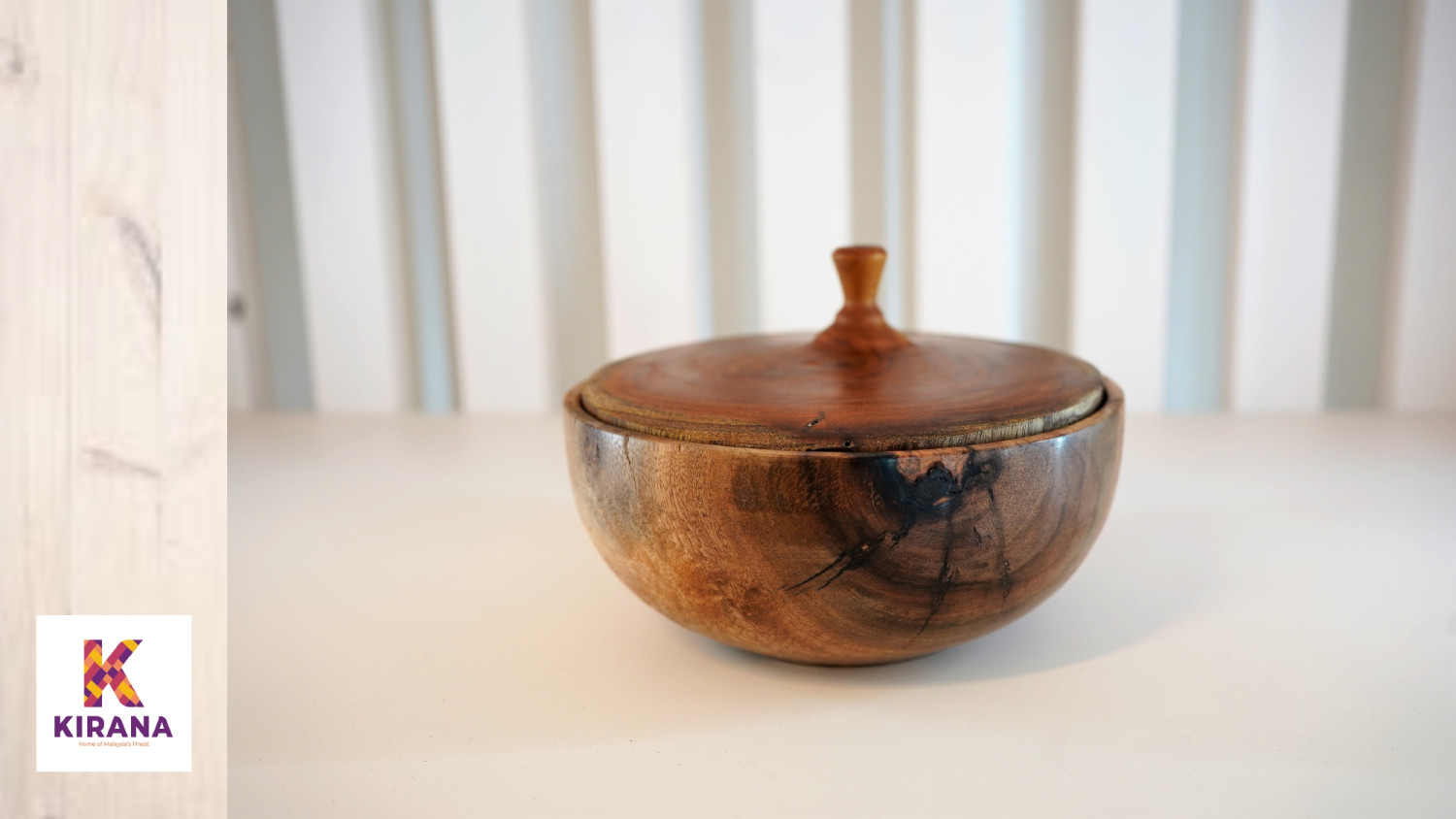 Lidded Bowl (18 cm)