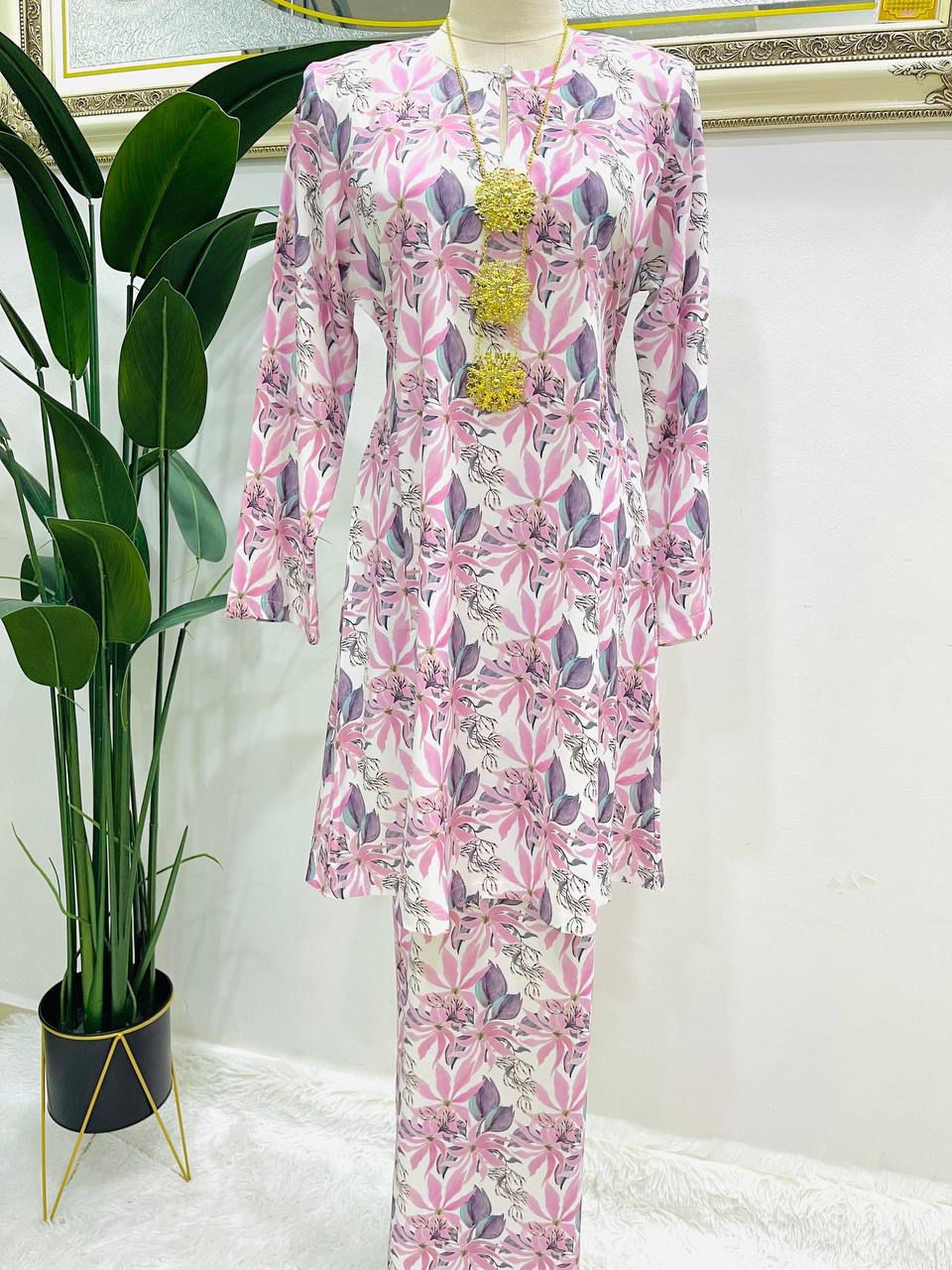 Premium Diamond Crepe