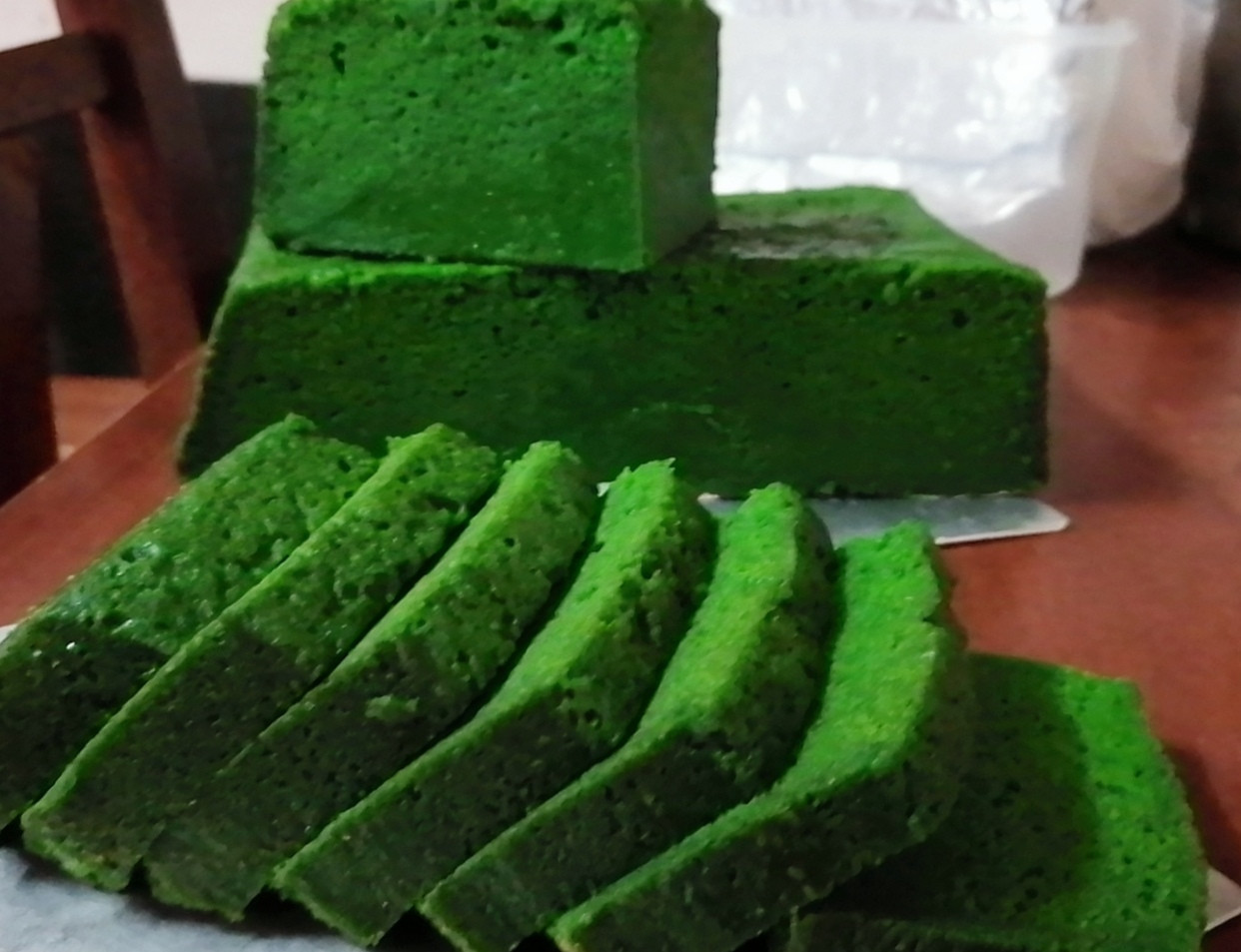 Kek kukus lumut legend