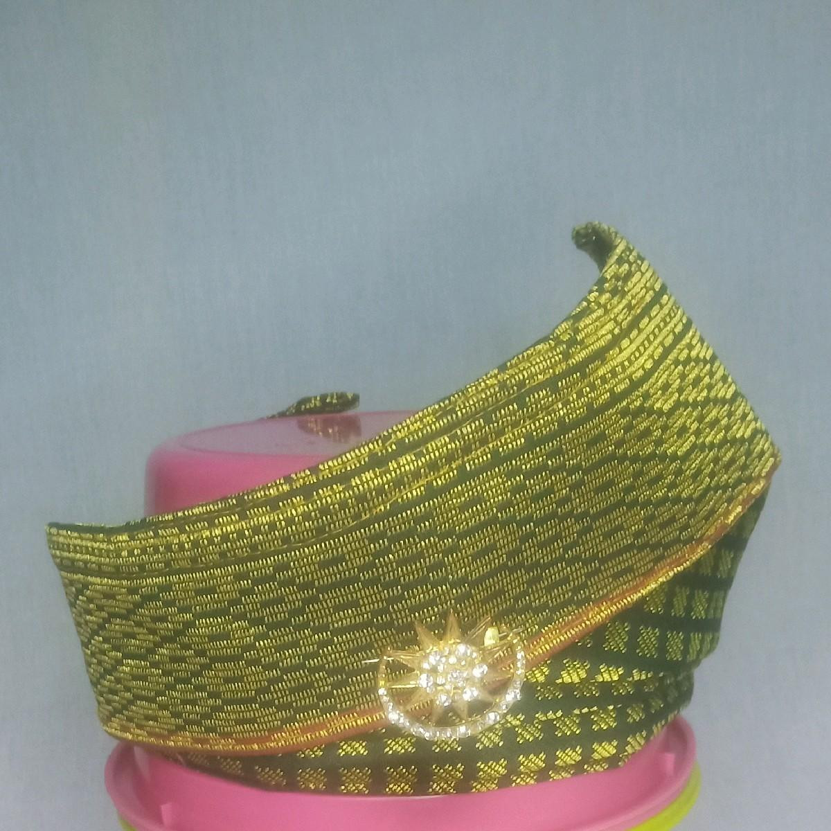 Tanjak songket tenun berkualiti