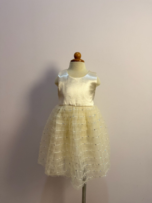 Kids Light Gold Dress | Adik Perempuan Warna Emas Dress