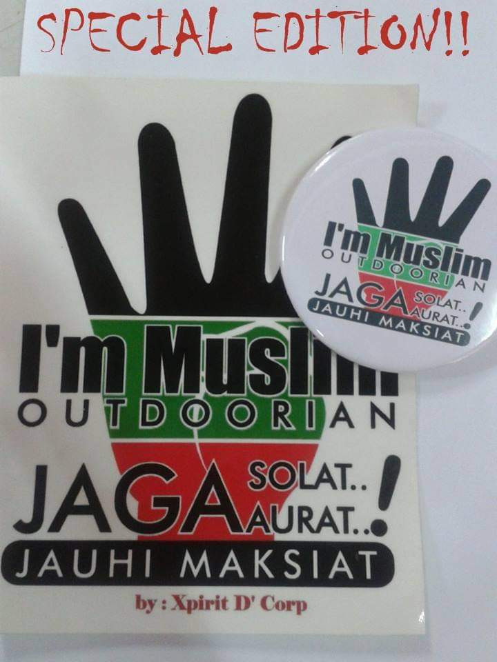 STICKER & BUTTON BADGE